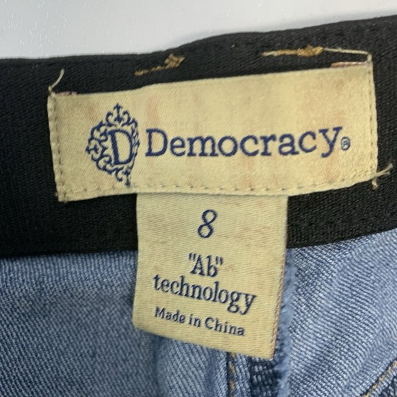 Democracy Bermuda Denim Shorts 8 Ab Solution Slimming Stretch Blue Capri Travel - Picture 5 of 9